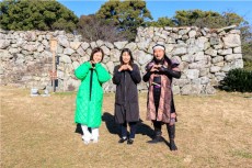 武将とぐるり！城めぐり珍道中